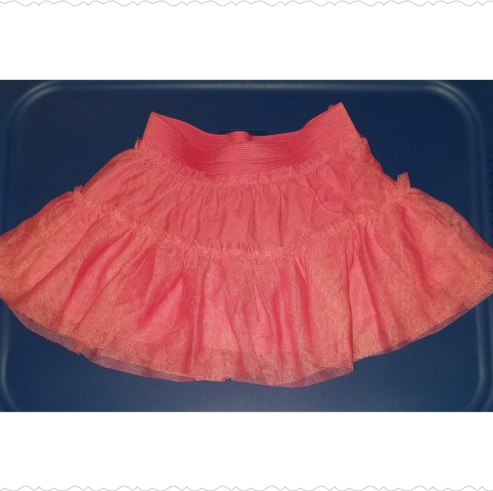 Toddler skirt.